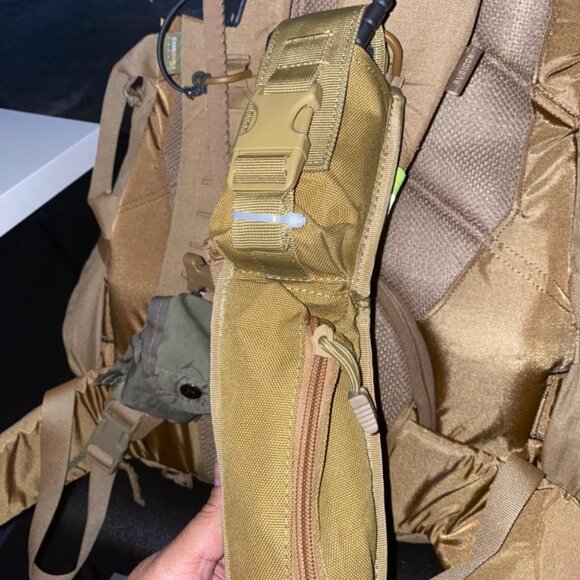 2 Tactical Molle Pouches Backpack Bag Multifunctional Hunting Pouches - Picture 3 of 9